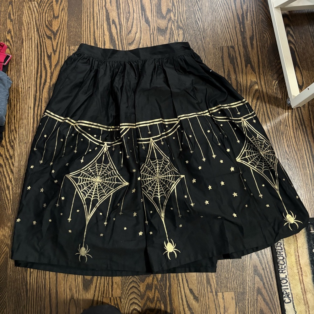 Laura Byrnes Black and Gold Women's Skirt XL spiderweb